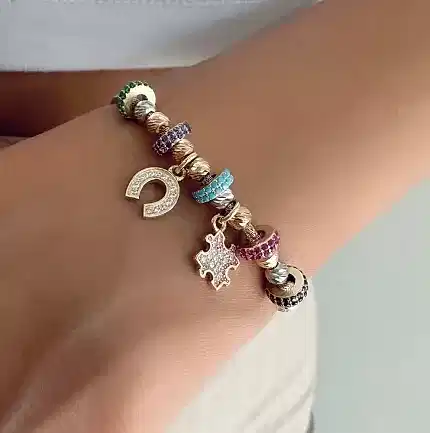 Sarı Altın Renkli Charm Bilekliği